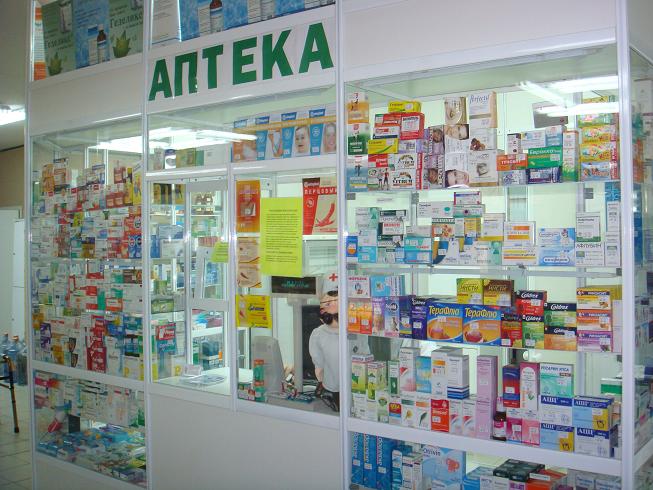 В одной из запорожских аптек незаконно продавали сильнодействующие кодеиносодержащие препараты (Фото)