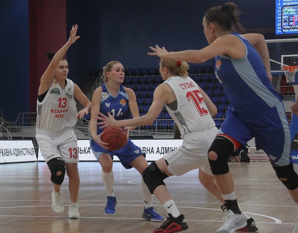 Жіноча баскетбольна Суперліга: в Бердянську “Чайка” перемогла “Козачку”