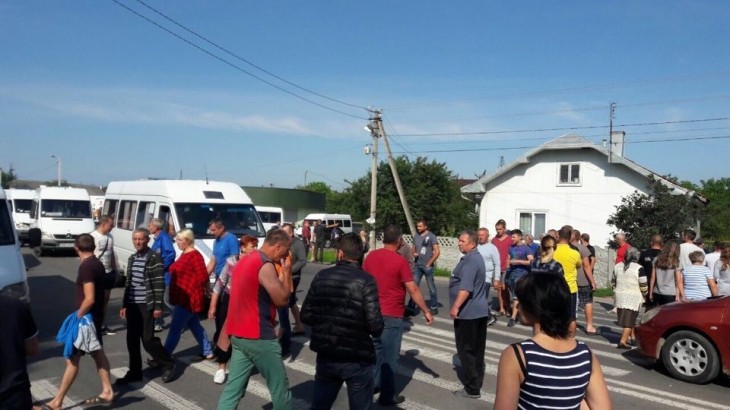 Два смертельных ДТП за месяц: жители Шевченковского района собираются перекрыть дорогу