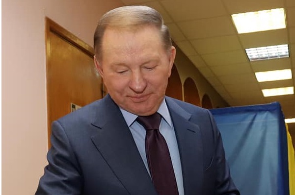 Кучма проголосовал на выборах и назвал главное требование к будущему президенту