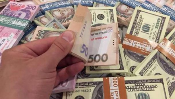 В Запорожье работала группа фальшивомонетчиков: злоумышленники подделывали гривны и доллары