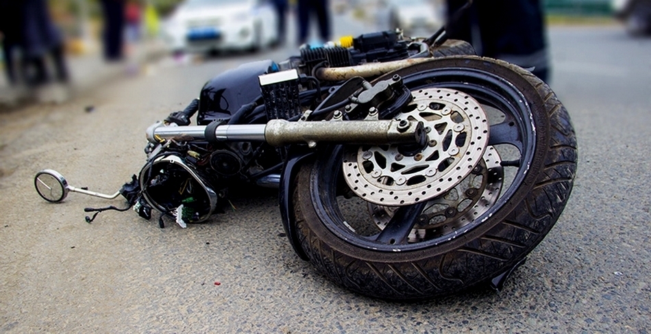 В Шевченковском районе Запорожье мотоцикл сбил пешехода (Видео)