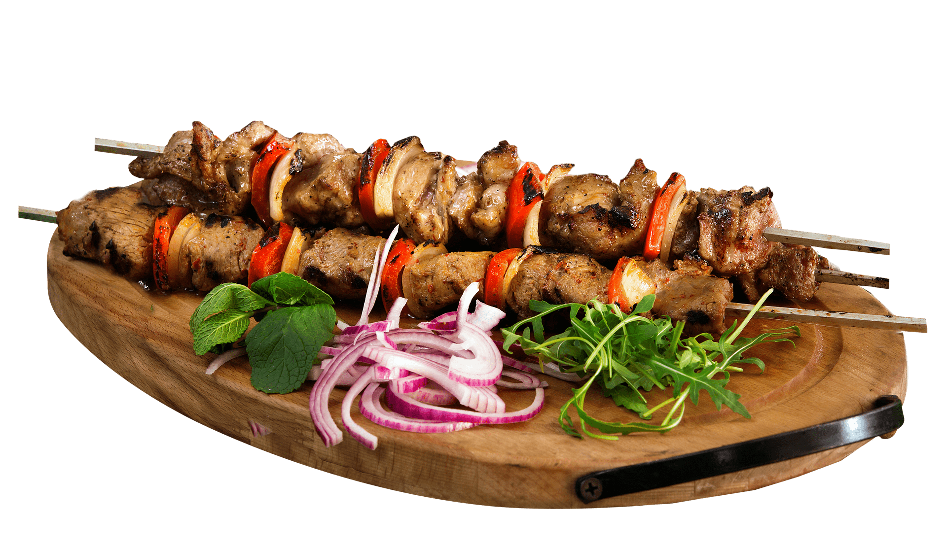 Шашлык из баранины — традиционное блюдо кавказской кухни