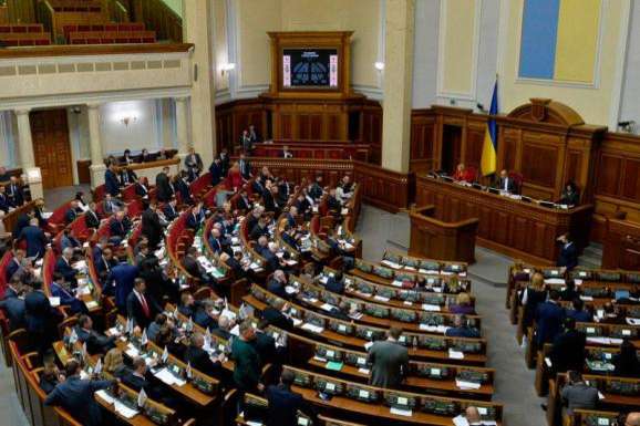 Рада приняла в целом Избирательный кодекс с системой открытых списков на выборах в парламент