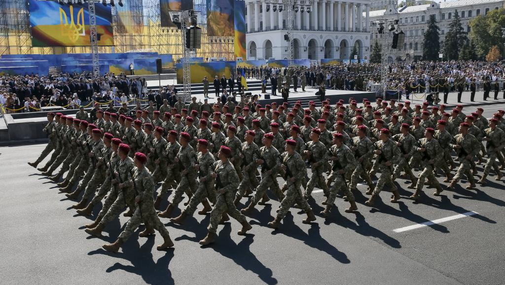 “Я готов потратить свои деньги!” – известный запорожский блогер и ветеран АТО о военном параде (ВИДЕО)