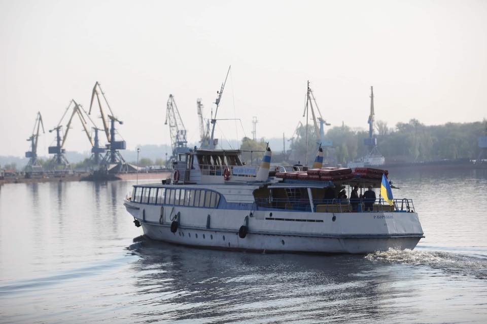 Масштабні затори у Запоріжжі: містяни зможуть користуватися катерами безкоштовно