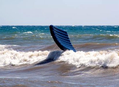 В Запорожской области отдыхающих чуть не унесло в открытое море