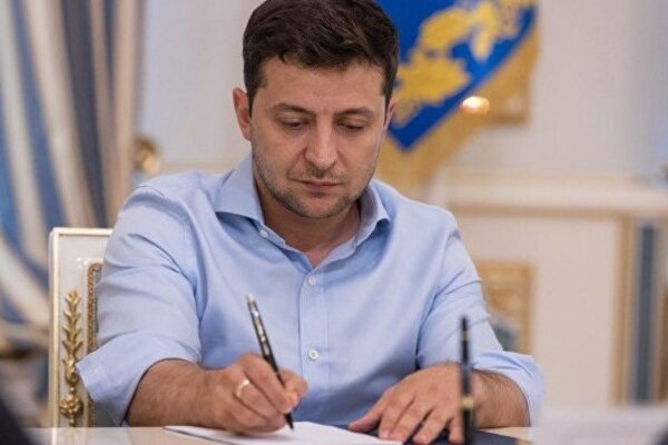 Зеленский утвердил снятие неприкосновенности, а Рада узаконила конфискацию