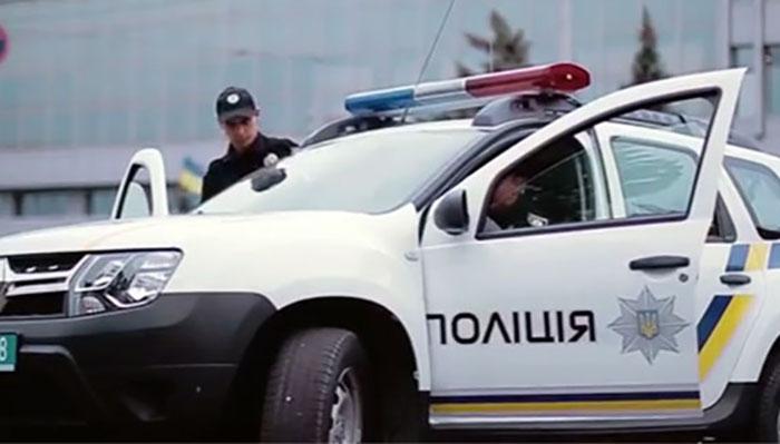 В Запорожье полицейские сбили пешехода (ВИДЕО)