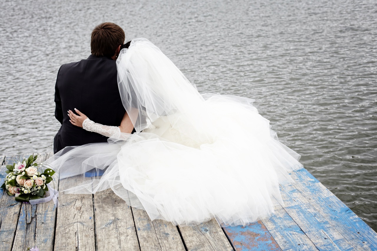“Запорожские молодожены устроили свалку на Хортице”: невеста прокомментировала ситуацию (ФОТО)