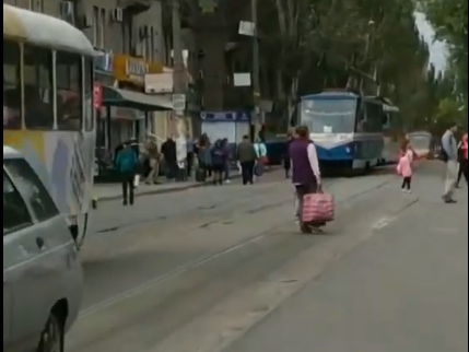 В Запорожье автохам парализовал движение трамваев (ВИДЕО)