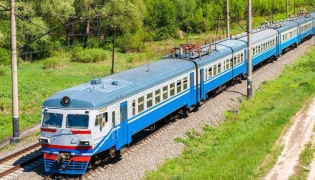 В Запорожской области хотят оптимизировать маршруты пригородных поездов и купить новые электрички