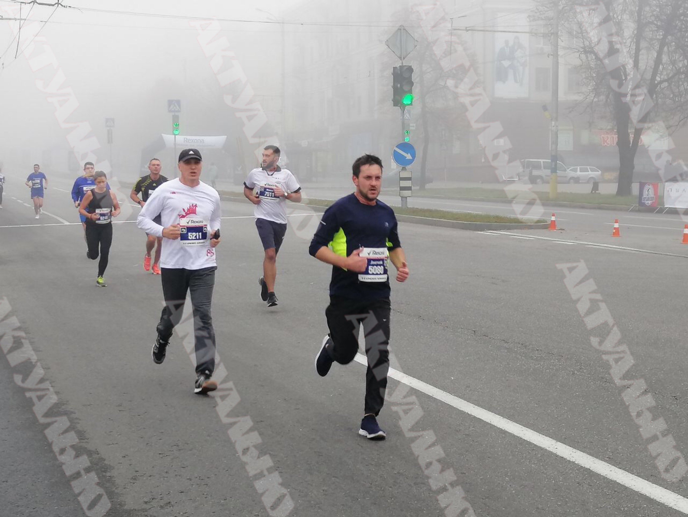 В Запорожье стартовал марафон: где перекрыто движение и как ходит транспорт (ФОТО, ВИДЕО)