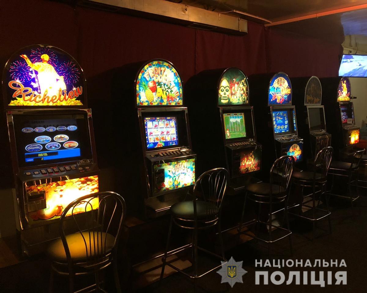 В Запорожье накрыли три подпольных казино (ФОТО)