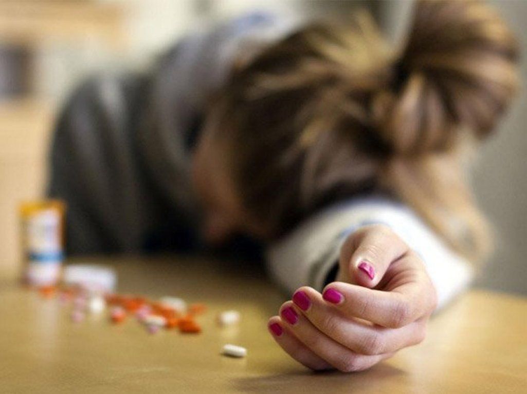 В Мелитополе девушка напилась неизвестных таблеток