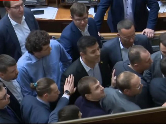 В Раде случилась новая потасовка между депутатами (видео)
