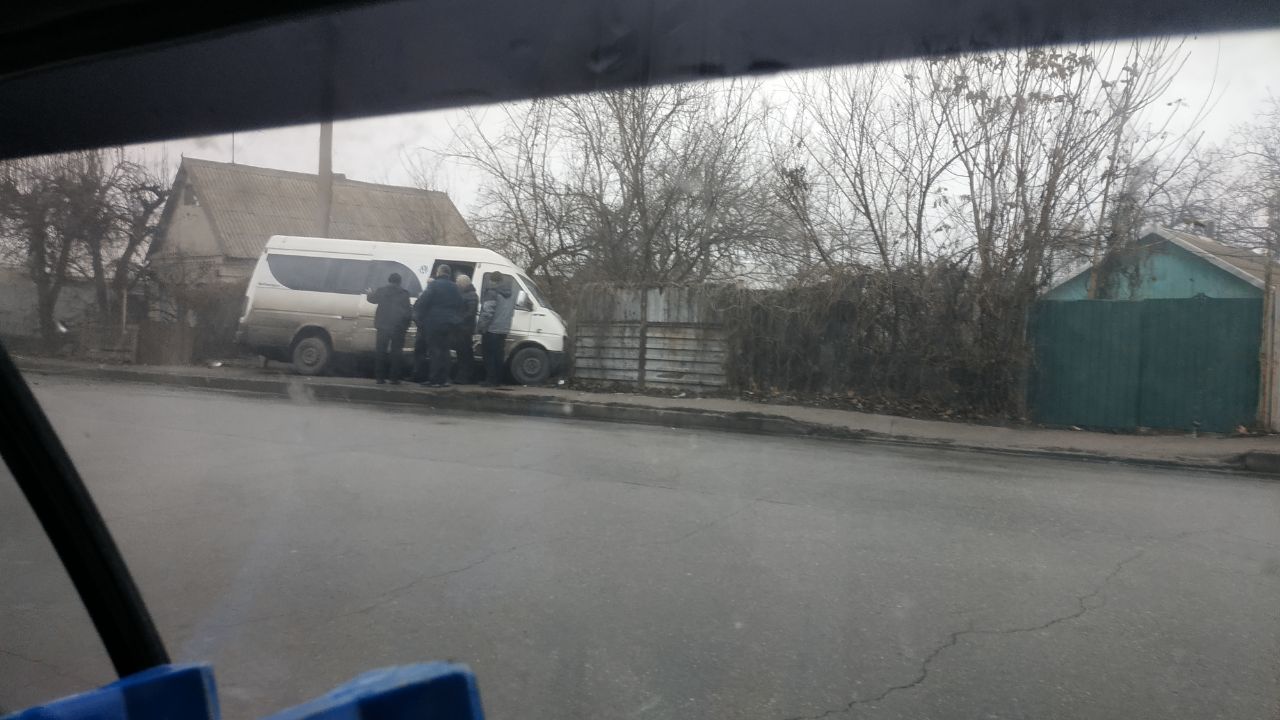 В Запорожье маршрутка попала в аварию: есть пострадавшие (ФОТО, ВИДЕО)