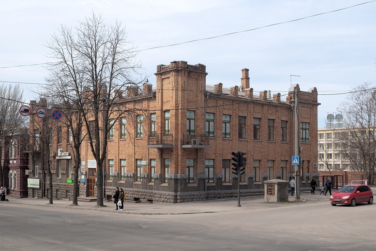 В Запорожье паспортизировали историко-культурные объекты