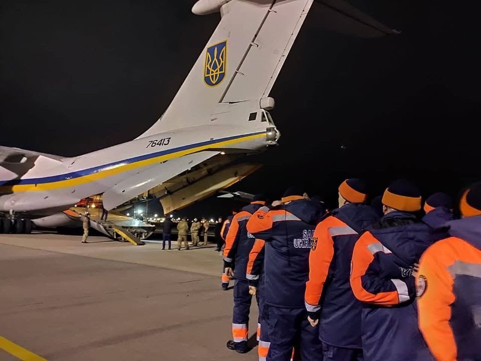 Экипаж ИЛ-76 из Запорожской области доставил группу экспертов на место крушения самолета в Иране (ФОТО, ВИДЕО)
