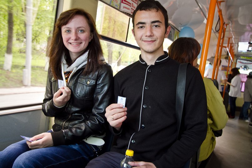 Запорожские студенты хотят ездить в общественном транспорте за полцены