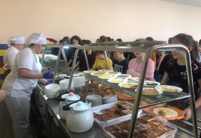 В Запорожской области в школах будут бесплатно кормить учеников