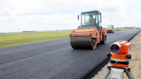 Кабмин принял стратегию ремонта дорог на 2020 год