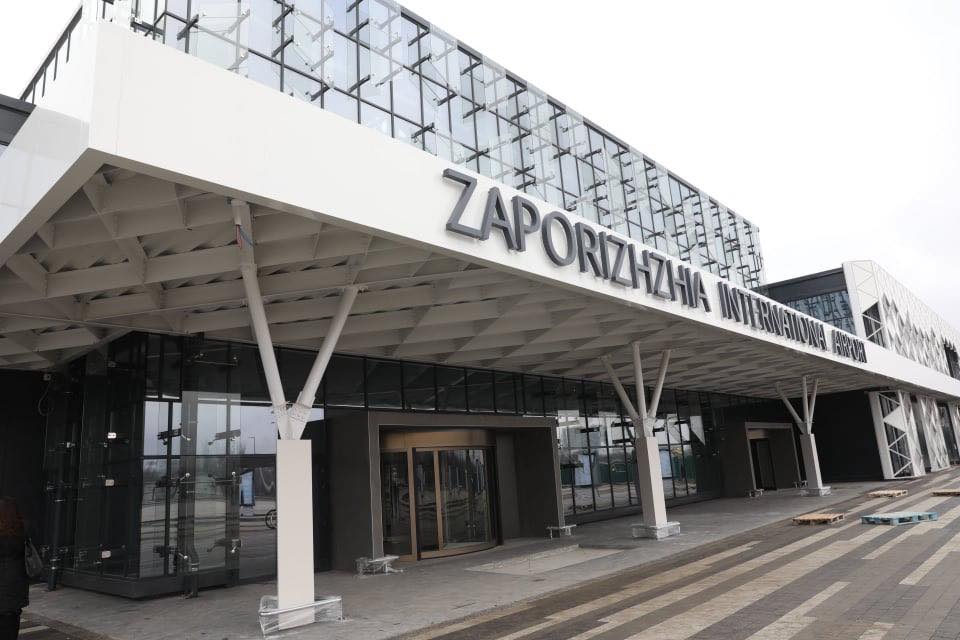 Как сейчас выглядит новый терминал аэропорта “Запорожье” (ФОТО)