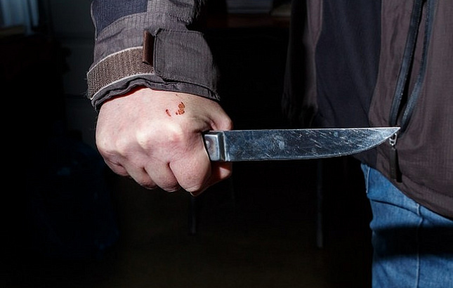 В Запорожье кухонным ножом убили мужчину (ФОТО)