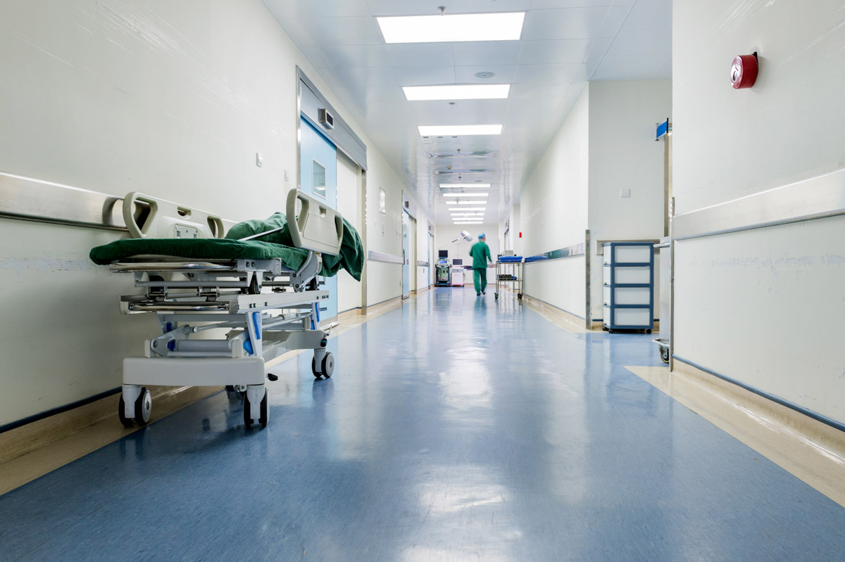 Плановая госпитализация в Запорожье временно приостановлена, осуществляются только неотложные вмешательства: куда обращаться