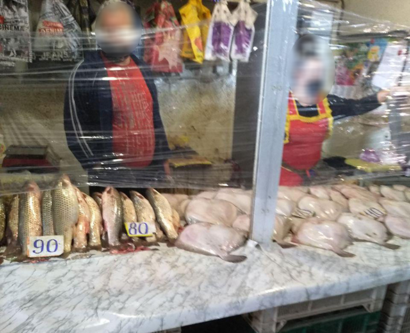На Центральном рынке в Запорожской области торговали камбалой, пиленгасом и бычком без разрешительных документов (ФОТО)