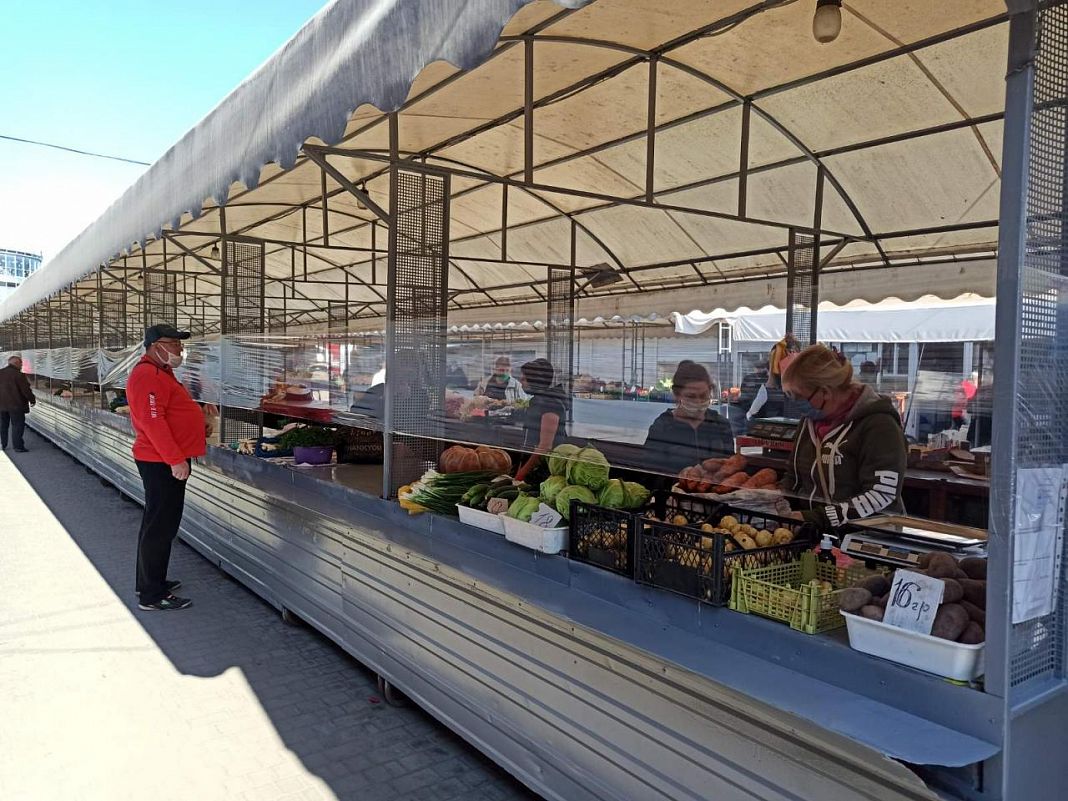Еще в одном городе Запорожской области возобновил работу Центральный рынок (ФОТО)
