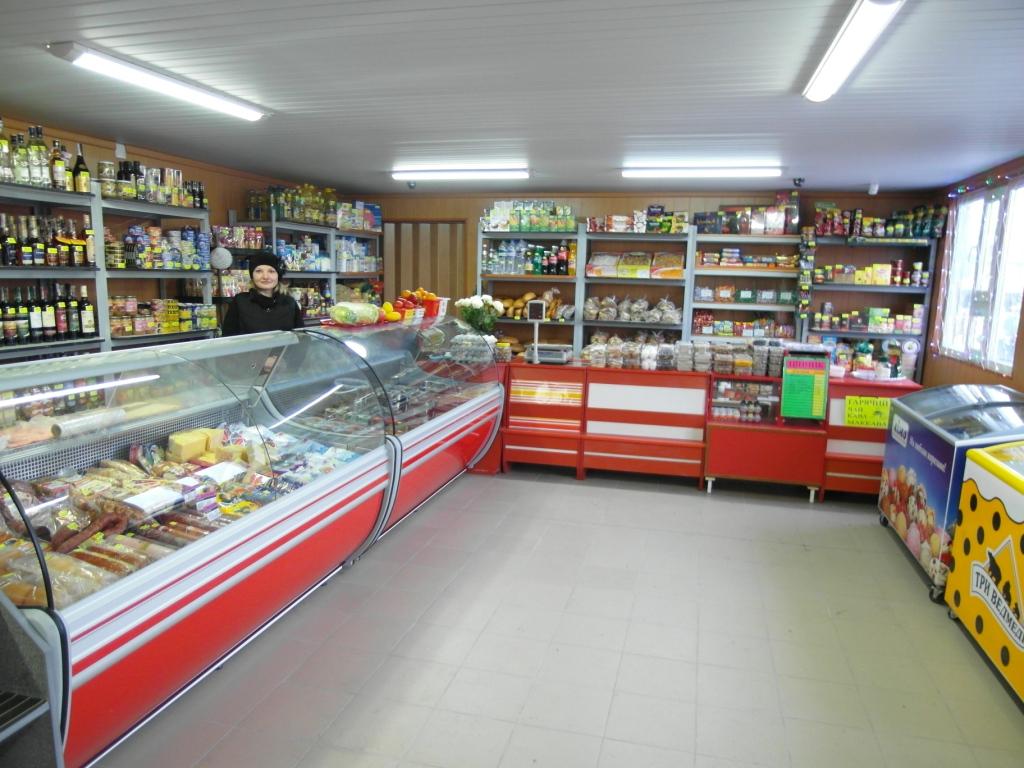 В продуктовом магазине в Запорожье нарушают санитарные требования и продают «просрочку»