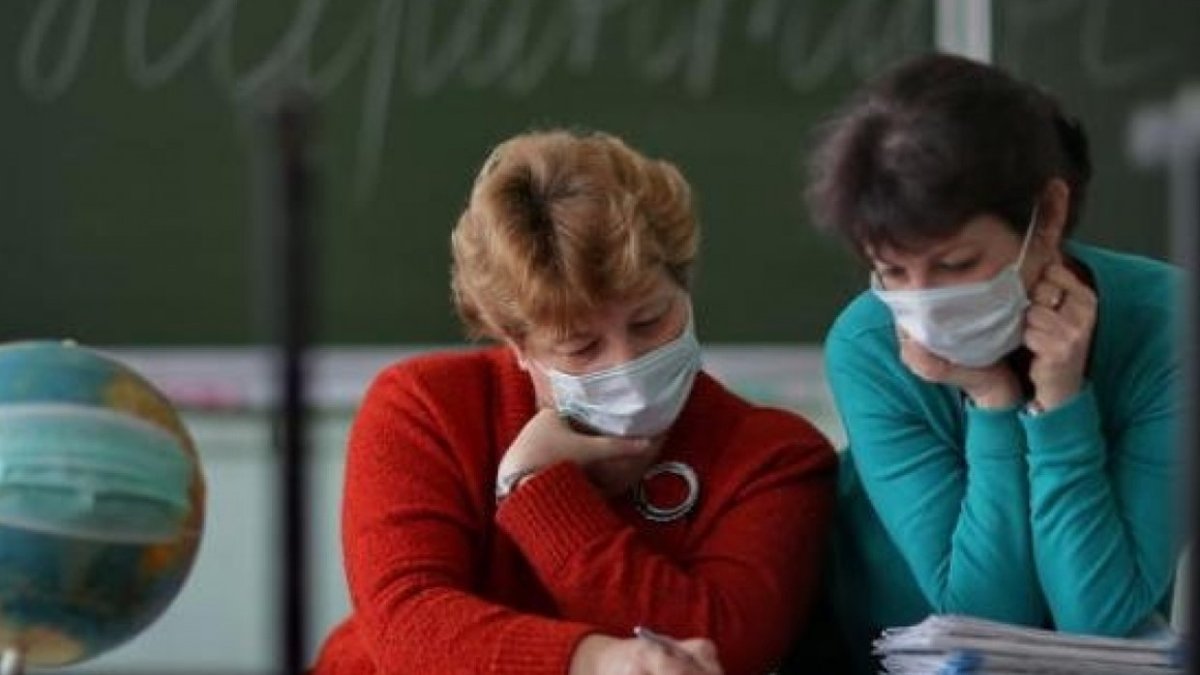 В мелитопольской школе – вспышка COVID-19 среди учителей