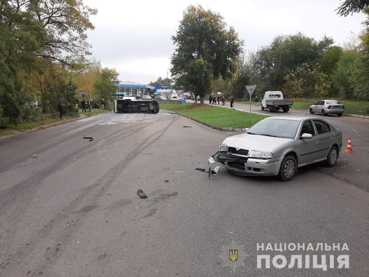 Стало известно, сколько пассажиров пострадало и кто виноват в ДТП, где перевернулась маршрутка в Запорожье