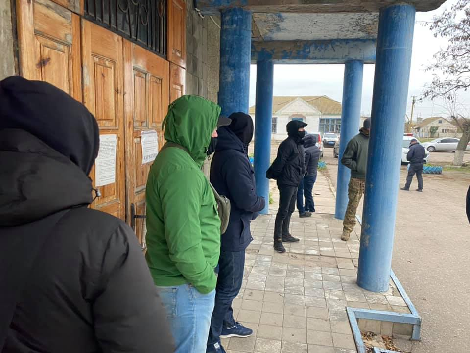 Рейдеры снова пытаются захватить госпредприятие “Таврия” в Запорожской области (ФОТО)