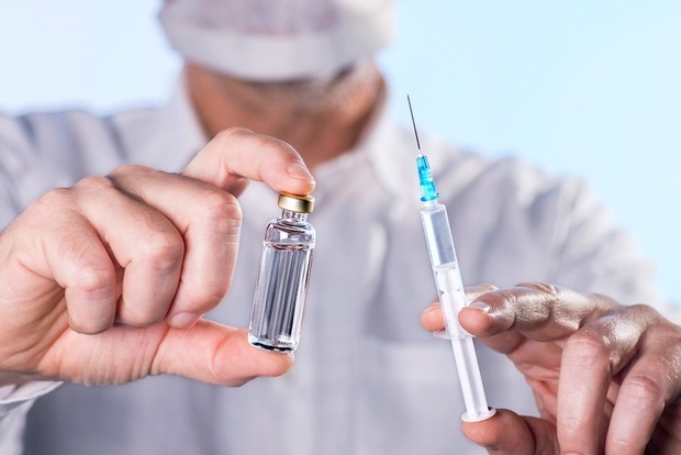 Центры массовой вакцинации от коронавируса в  Запорожской области будут работать и в будние дни