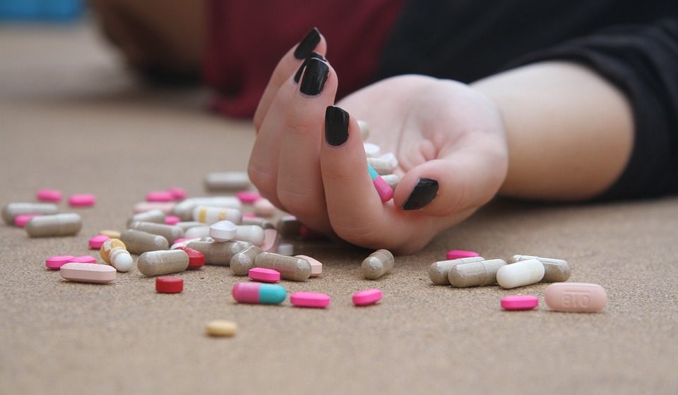 В Запорожской области молодая женщина наглоталась таблеток