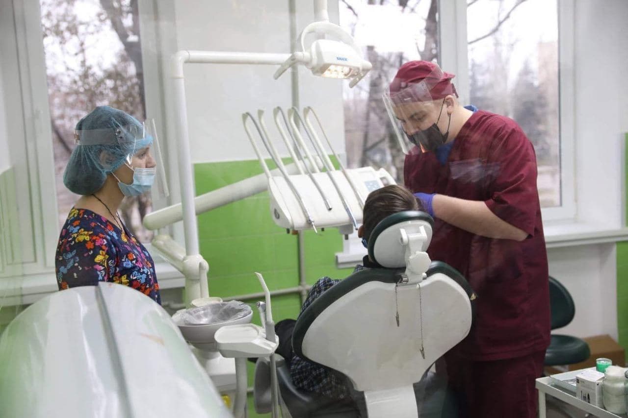 В Запорожье после ремонта открыли современное детское стоматологическое отделение