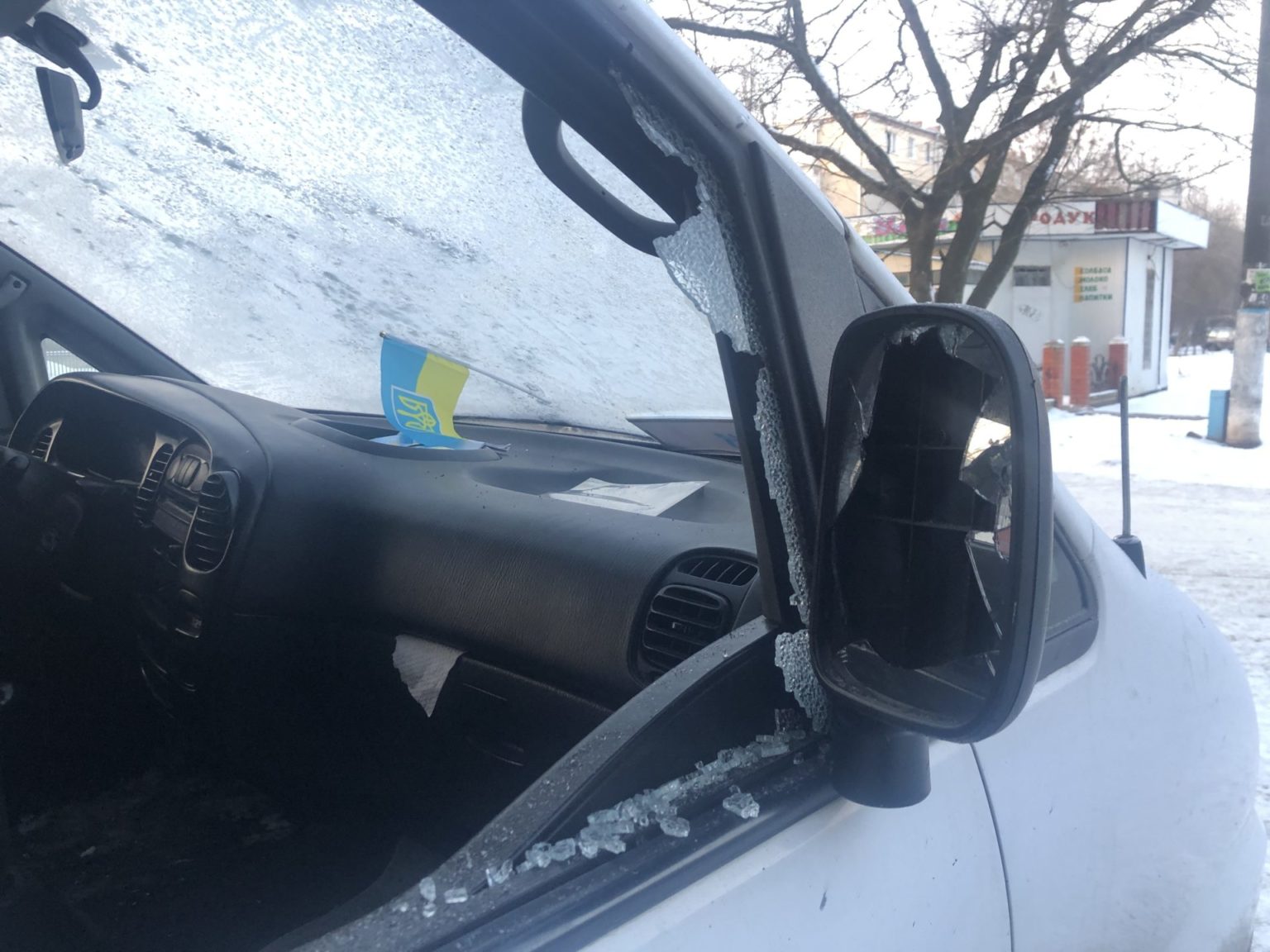 В полиции прокомментировали попытку взрыва микроавтобуса в Запорожской области (ФОТО)
