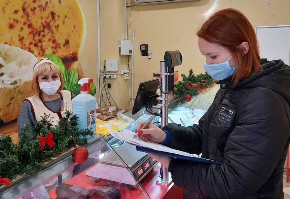 Аптеки, кафе, салоны красоты: в Запорожской области за неделю более 900 объектов проверили на соблюдение требований карантина (ФОТО)