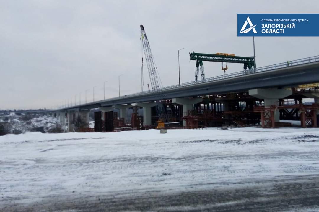 Строительство запорожских мостов продолжается: что уже сделано (ФОТО)