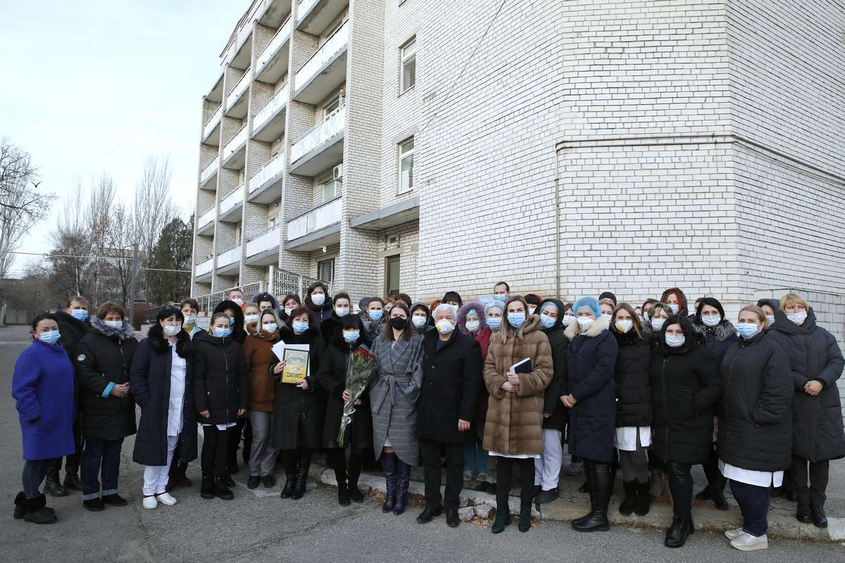 Запорожская областная инфекционная больница получила звание лучшего предприятия Украины в области медицины