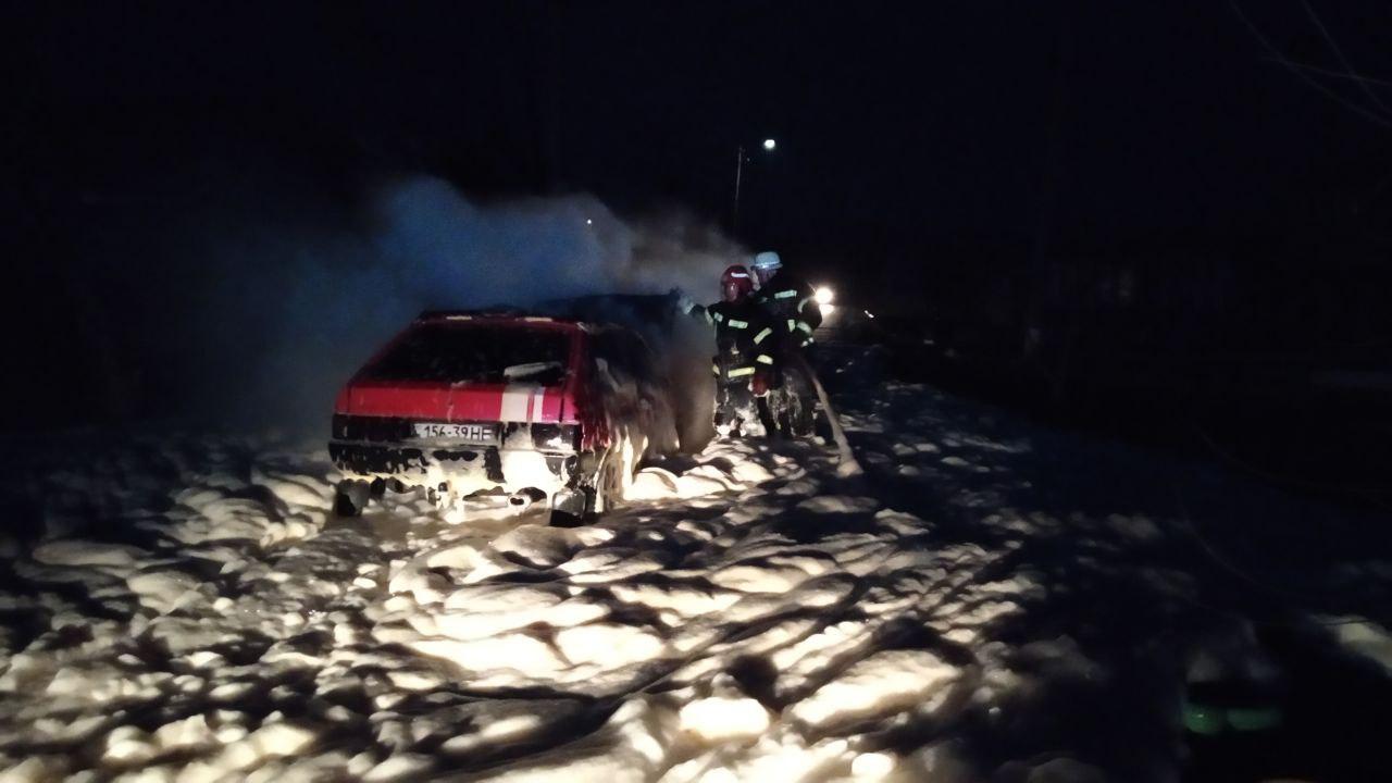 За сутки в Запорожской области спасатели ликвидировали возгорание четырех автомобилей (ФОТО)