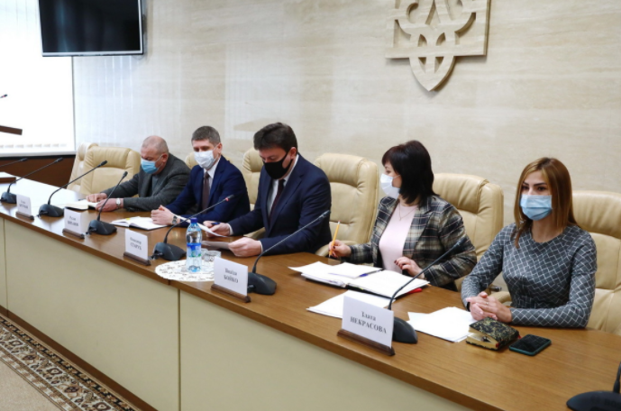 Глава Запорожской ОГА официально представил новых заместителей  (ФОТО)