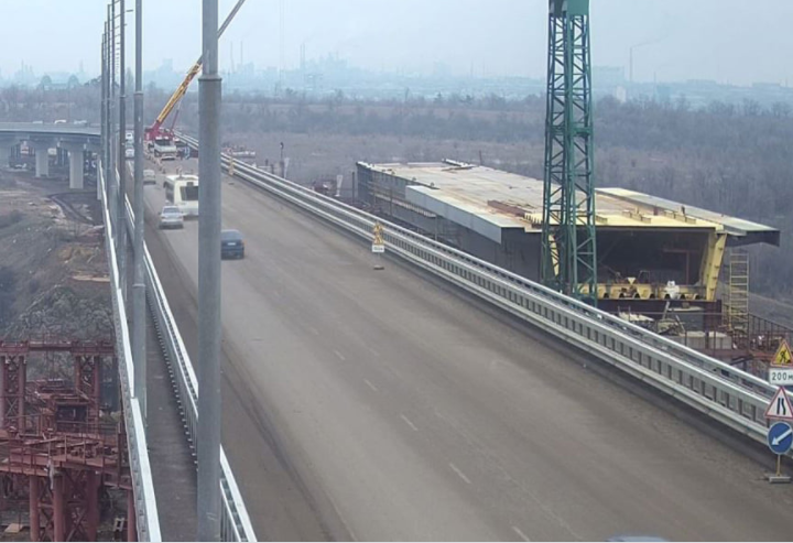В Запорожье на новом мосту ограничили движение на несколько недель: схема объезда