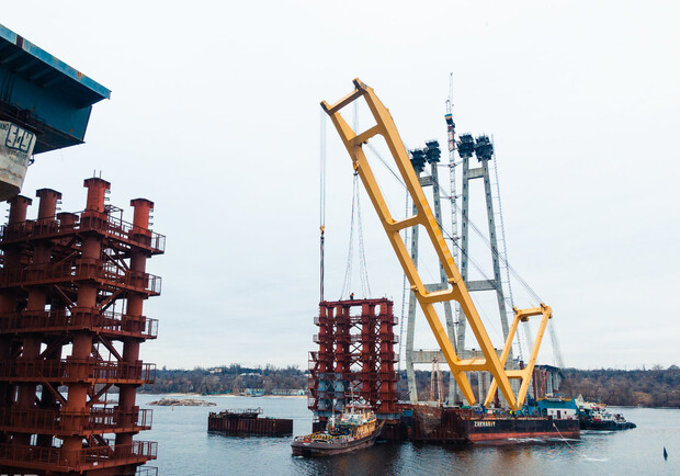 На строительстве запорожских мостов новые промежуточные результаты: что уже сделано