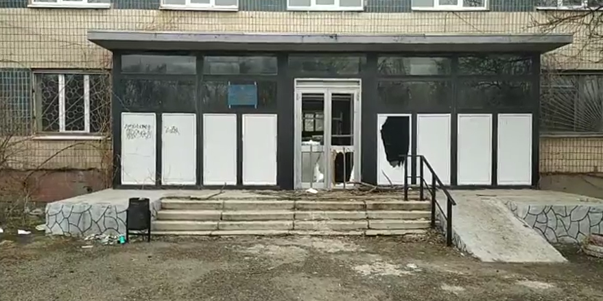 Полуразрушенное здание бывшего Запорожского кожвендиспансера планируют передать силам терробороны