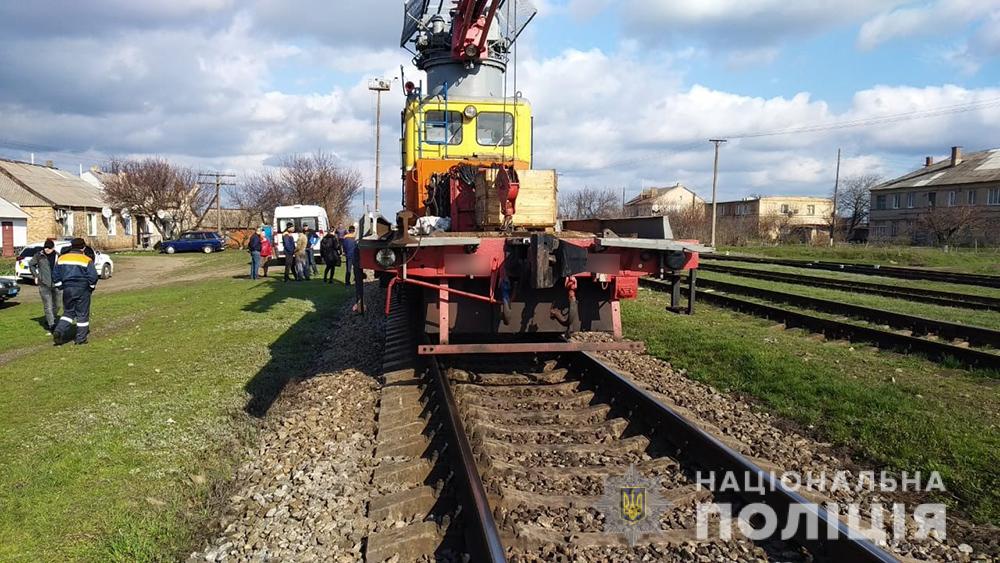 Гибель женщины под колесами поезда в Запорожской области: разыскиваются свидетели смертельного происшествия (ФОТО)
