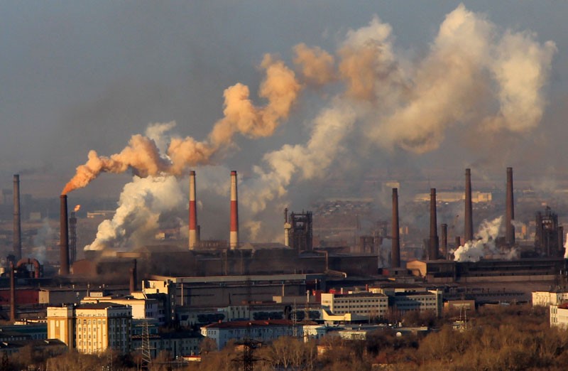 Жители Запорожья жалуются на дым с заводов (ФОТО)