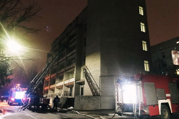 Трагический пожар в Запорожской инфекционной больнице: когда закончат служебное расследование
